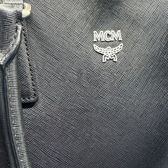 MCM Black Leather Men's/Women’s Laptop/Briefcase Bag - Picture 9 of 16